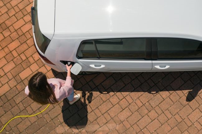 EV Gettyimages 1344977074