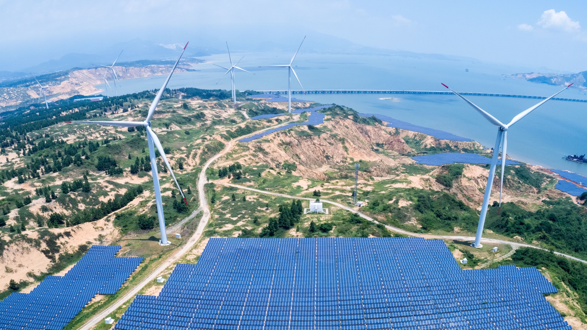 Global Clean Energy Investment